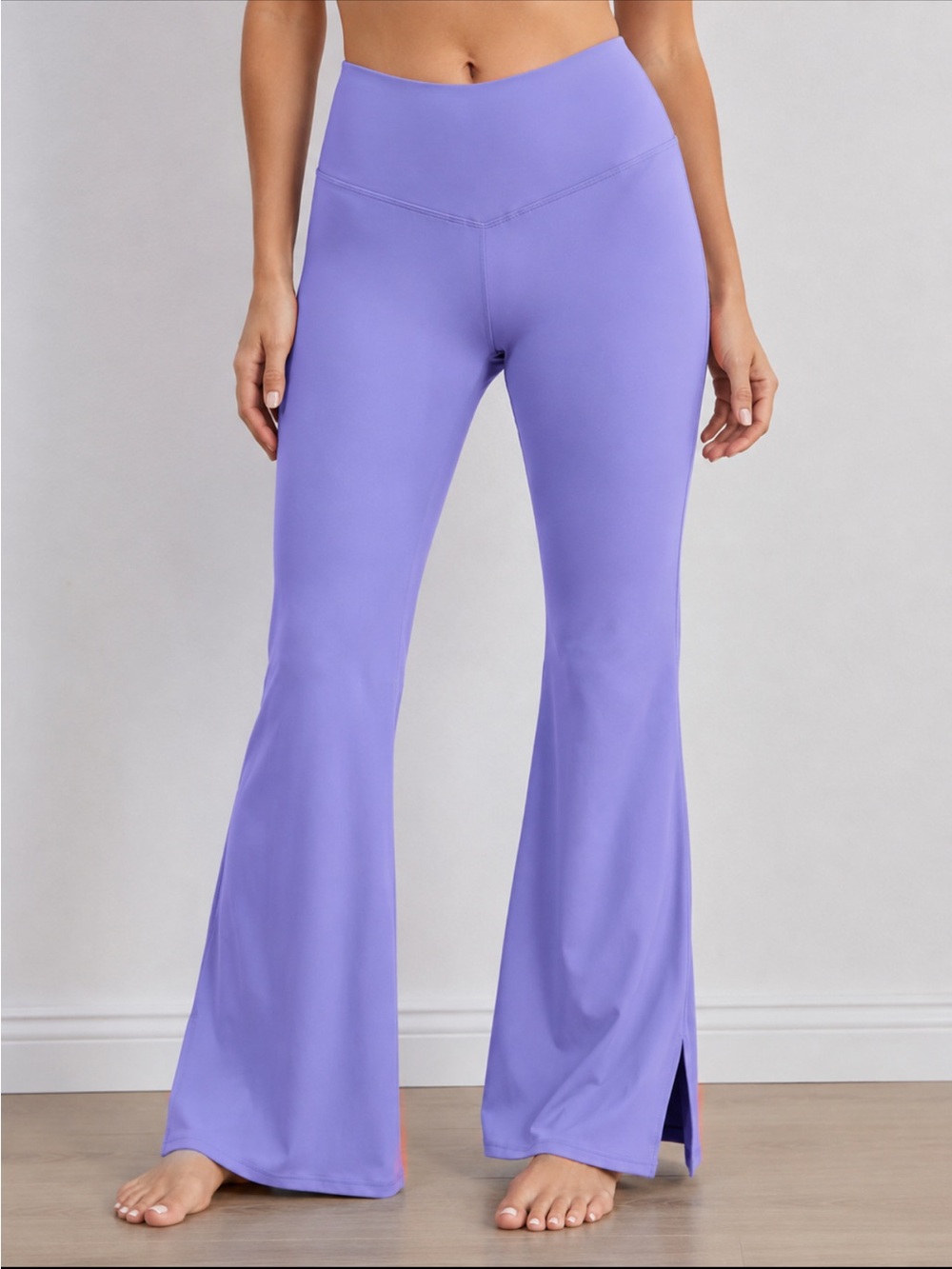High-Waist Flare Yoga Pants in Lavender Sunzel New With Tags Super Nice Look.